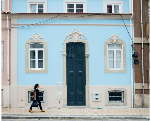 Prédio remodelado com 15 Estúdios T0 Arrendados - Praça da República em Coimbra (para investimento)