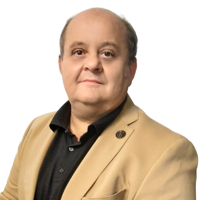 Vitor Dias