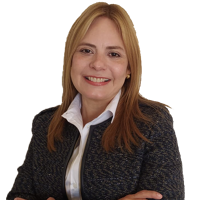 Virgínia Martins - Equipa MF Associados Porto