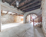 MASIA CON ENCANTO EN VENTA , IDEAL PARA INVERSORES