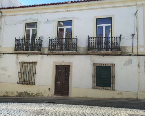 Excellent Opportunity T5 in the Historic Center of the City of Elvas