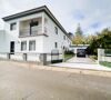 >House T4 / located in the center of Furnas!