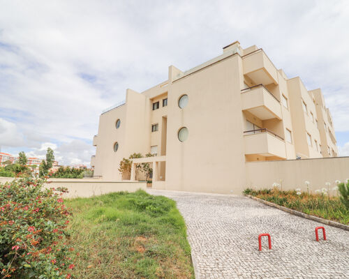 Apartamento T3 com uma Suite, 1 varanda ampla e garagem para duas Viaturas, bem no centro da cidade e muito perto da praia - Sotto Mayor (Buarcos), Figueira da Foz
