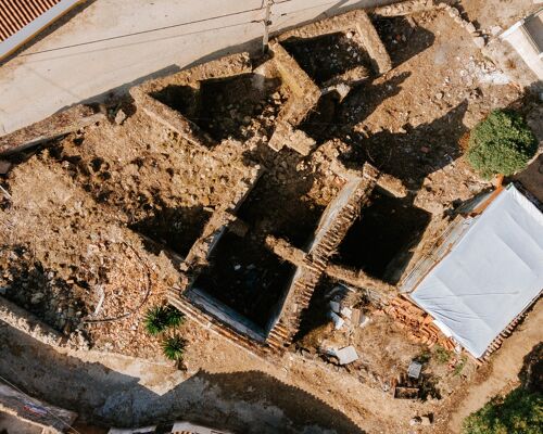 Terreno com ruína de habitação em Torres Vedras