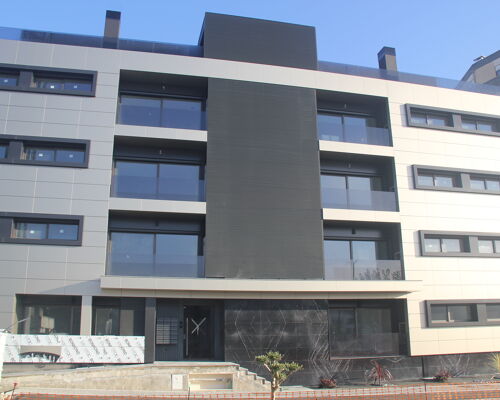 Apartamento T3 com terraço - Vila de Prado/Vila Verde - absolutamente novo