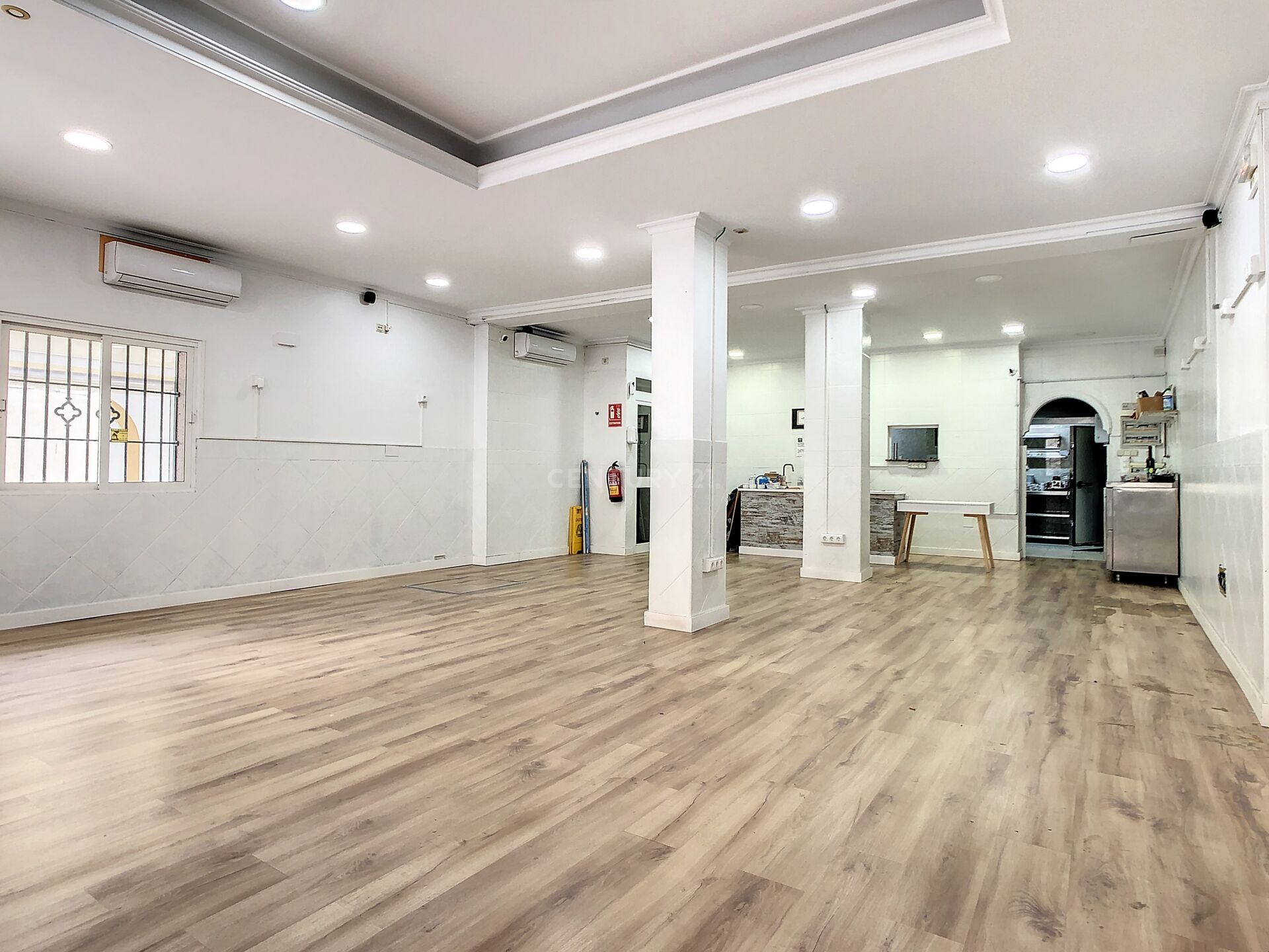 For sale Commercial property in Fuengirola, Fuengirola centro