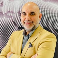 Gastón Garrido