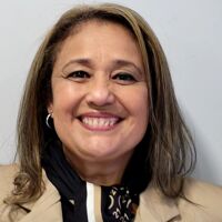 Nivia Vieira