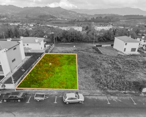 Terreno com 347 m2 em Vila de Prado – Braga